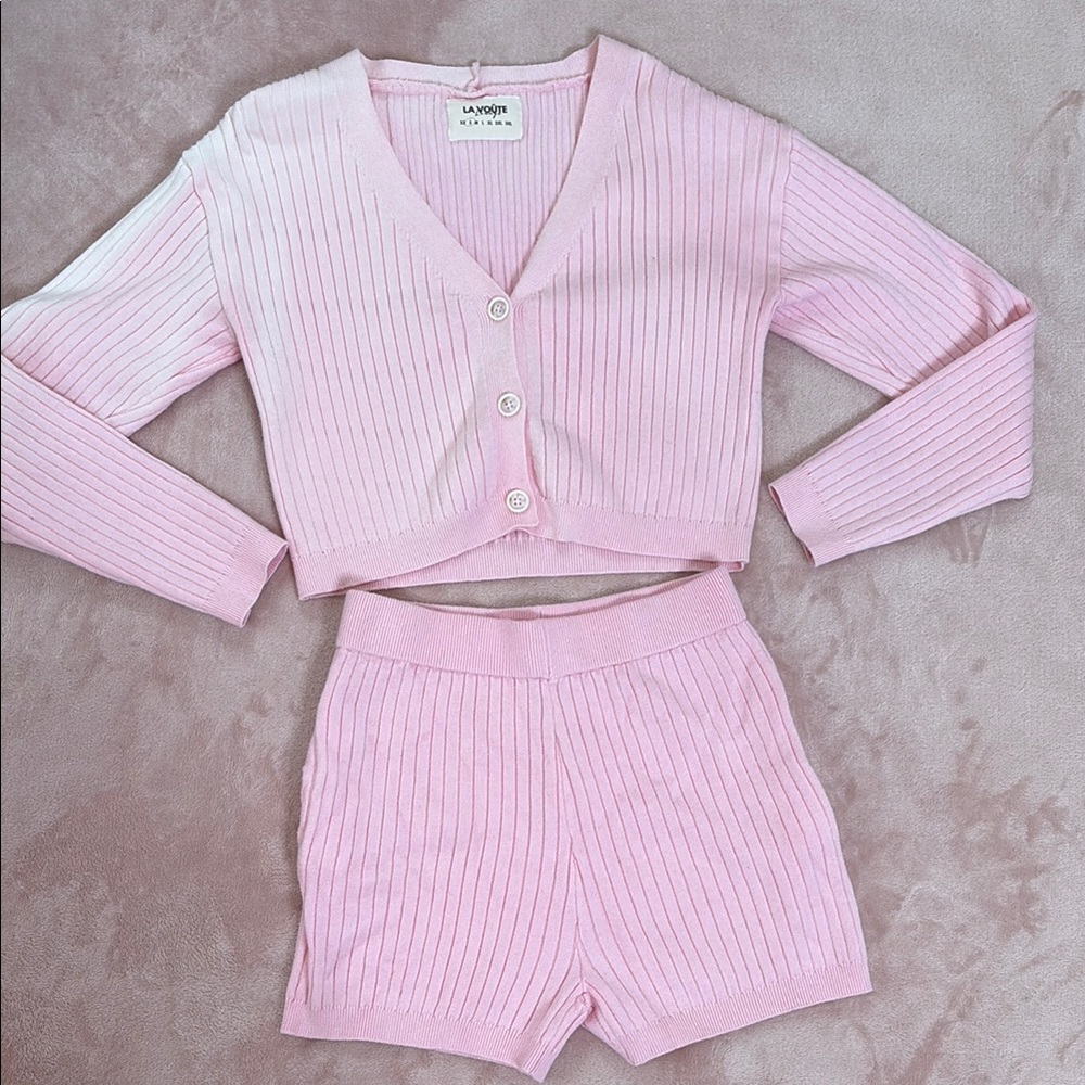 LA VOUTE Soft Pink Knit Cardigan and Shorts Set